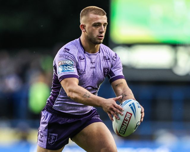 Mikey Lewis of Hull KR in action during the Betfred Super League round 23 match Leeds Rhinos vs Hull KR at Headingley Stadium, Leeds, United Kingdom, 21st August 2025

(Photo by Alfie Cosgrove/News Images)