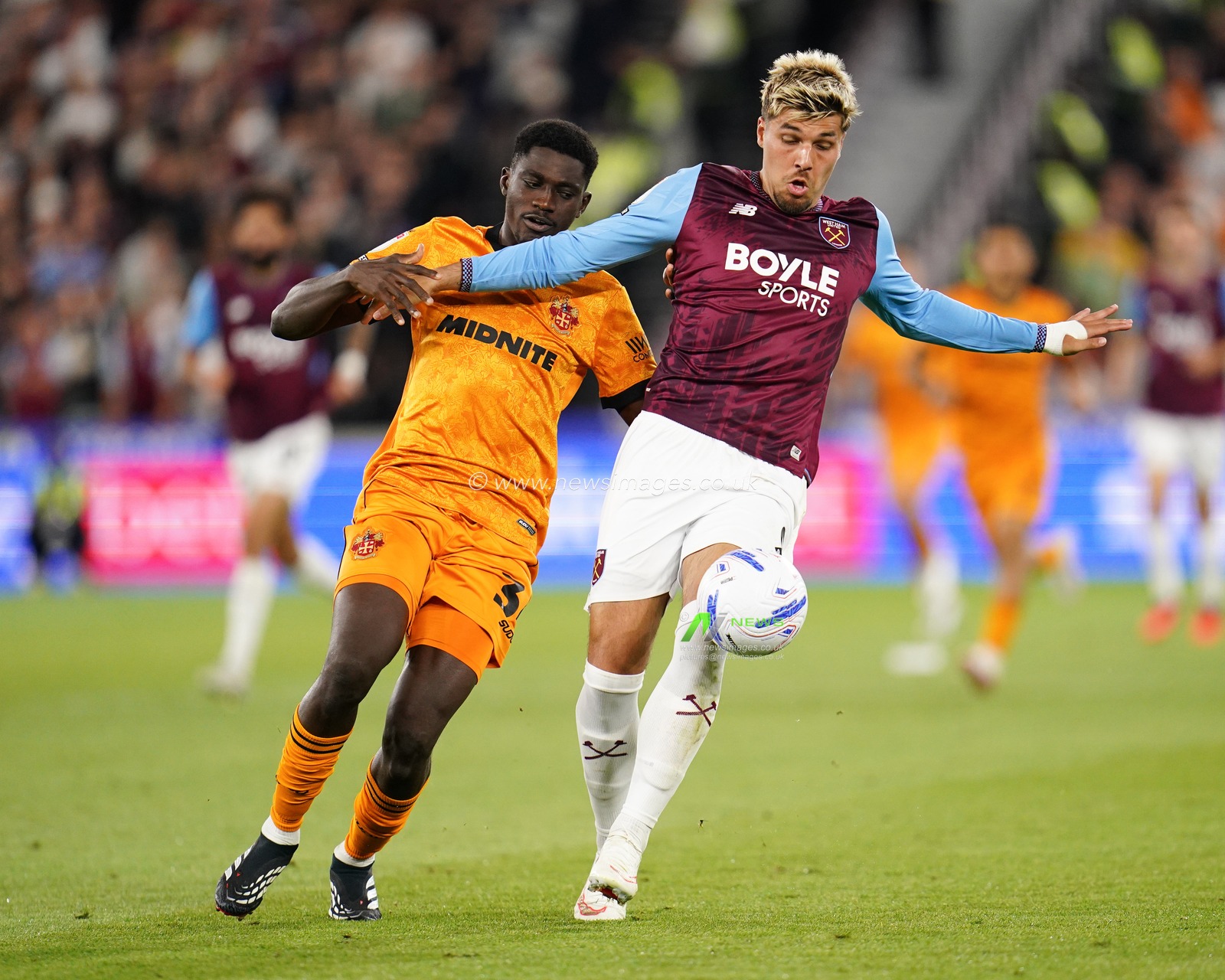 Sky Bet Championship: West Ham United v Wolverhampton Wanderers