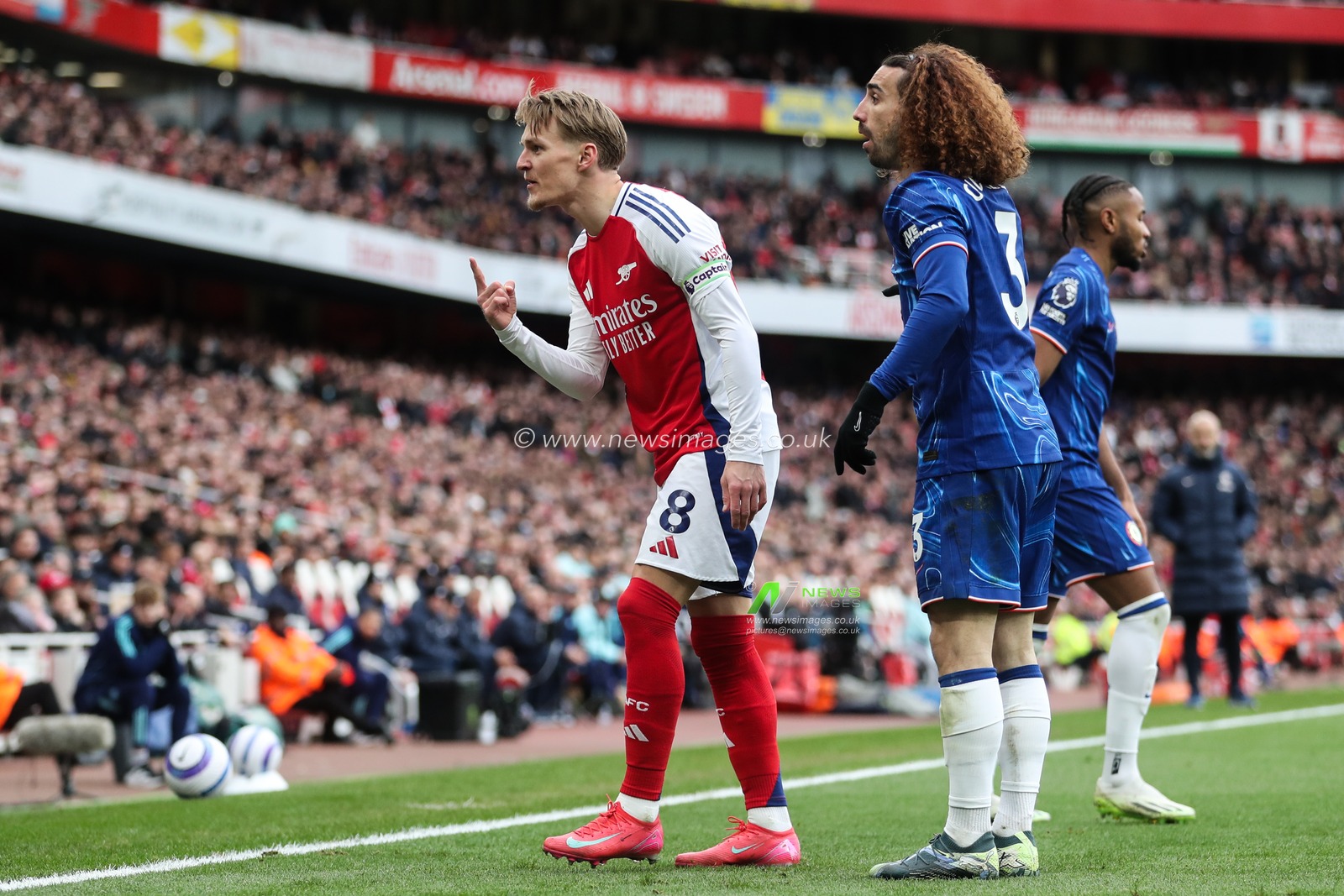 Martin Ã˜degaard of Arsenal reacts during the Premier League match Arsenal vs Chelsea at Emirates Stadium, London, United Kingdom, 16th March 2025

(Photo by Izzy Poles/News Images)