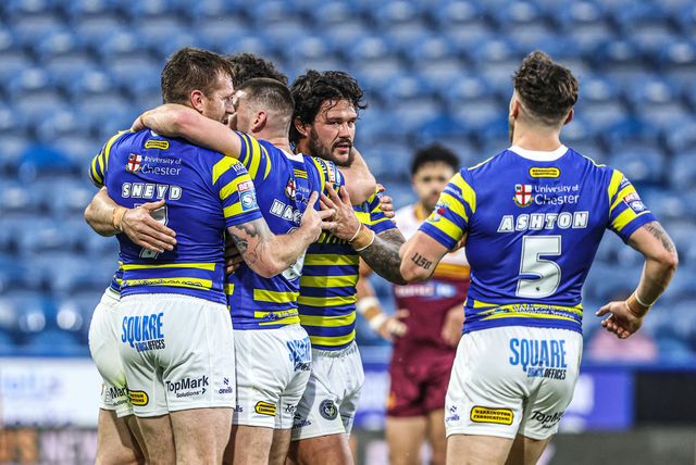 Toby King of Warrington Wolves celebrates his try during the Betfred Super League round 10 match Huddersfield Giants vs Warrington Wolves at Accu Stadium, Huddersfield, United Kingdom on 02 May 2026

(Photo by Alfie Cosgrove/News Images)