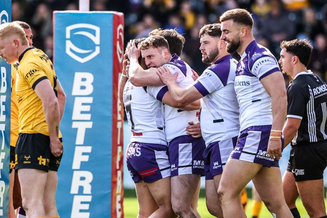 Jake Trueman of Wakefield Trinity celebrates his try during the Betfred Super League round 7 match Castleford Tigers vs Wakefield Trinity at OneBore Stadium, Castleford, Untied Kingdom on 05 April 2026

(Photo by Alfie Cosgrove/News Images)