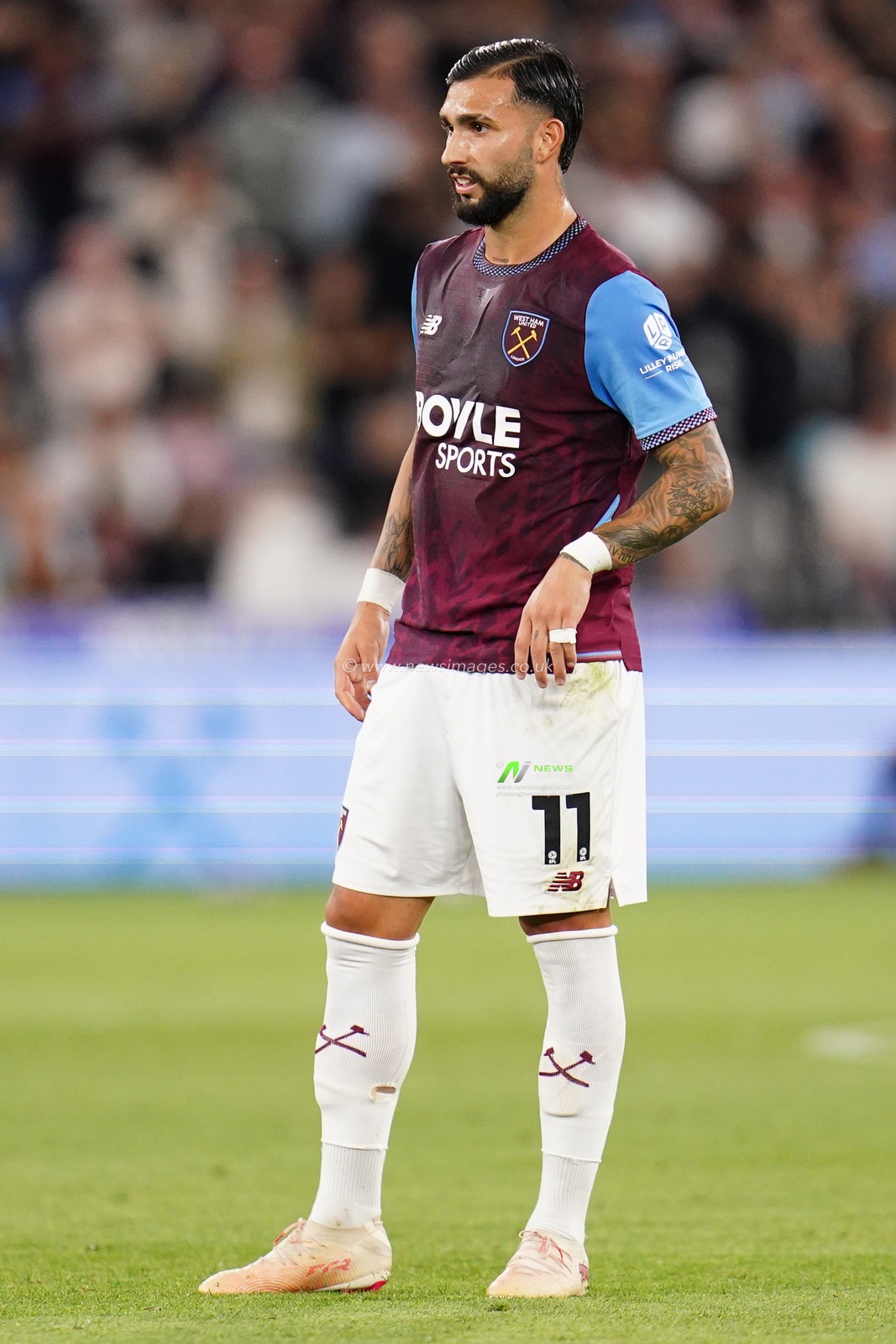 Valentin Castellanos of West Ham United during the Sky Bet Championship match West Ham United vs Wolverhampton Wanderers at London Stadium, London, United Kingdom on 01 September 2026

(Photo by Harvey Murphy/News Images)
