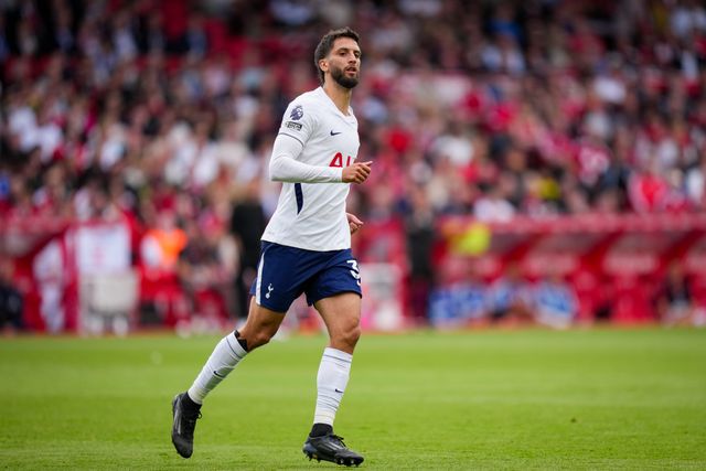 Rodrigo Bentancur of Tottenham Hotspur during the Premier League match Nottingham Forest vs Tottenham Hotspur at City Ground, Nottingham, United Kingdom on 05 September 2026

(Photo by Maynard Manyowa/News Images)