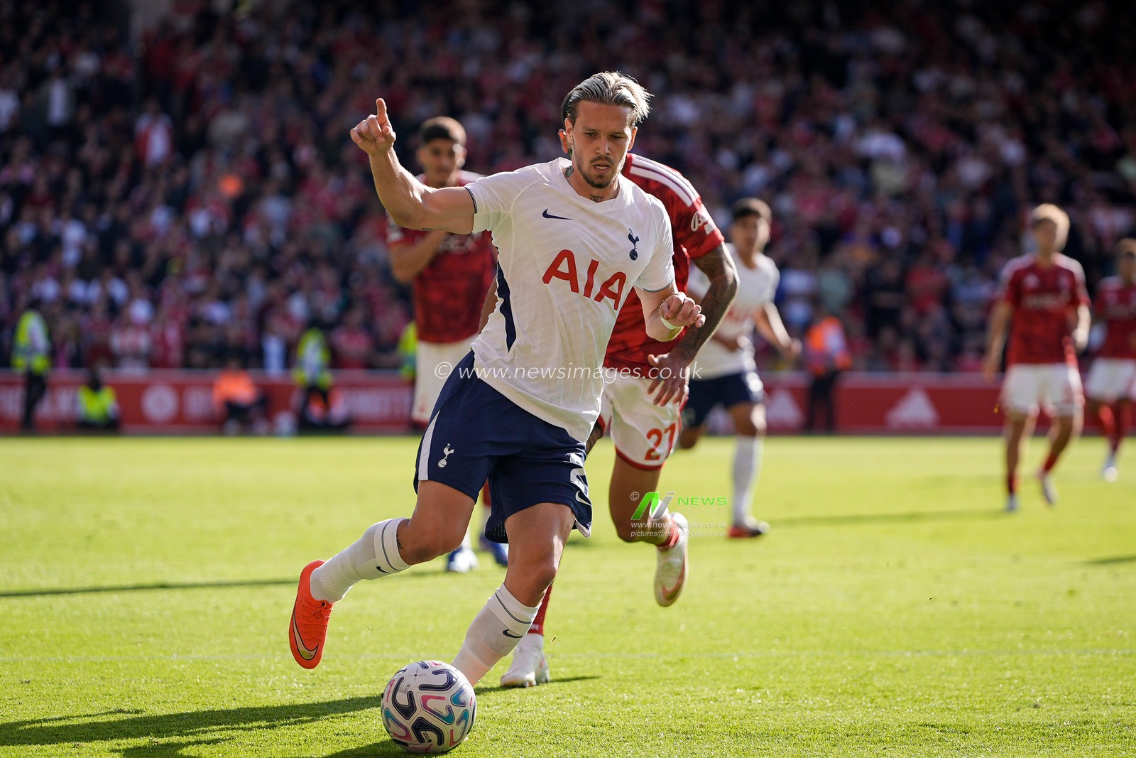 Mykhaylo Mudryk of Tottenham Hotspur during the Premier League match Nottingham Forest vs Tottenham Hotspur at City Ground, Nottingham, United Kingdom on 05 September 2026

(Photo by Maynard Manyowa/News Images)