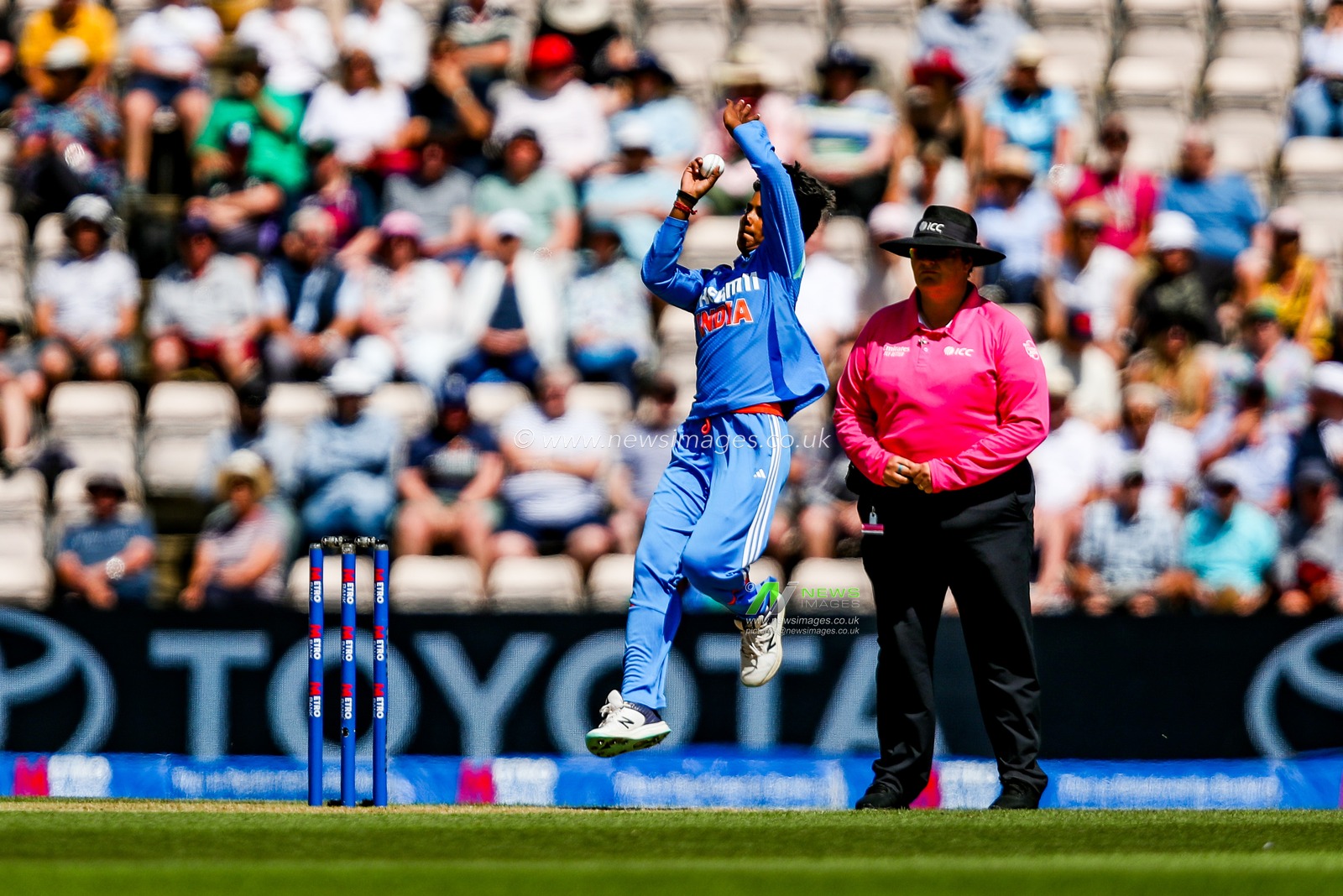 Kranti Gaud of India bowls during the 1st Metro Bank One Day International match England Women vs India Women at The Utilita Bowl, Southampton, United Kingdom, 16th July 2025

(Photo by Izzy Poles/News Images)