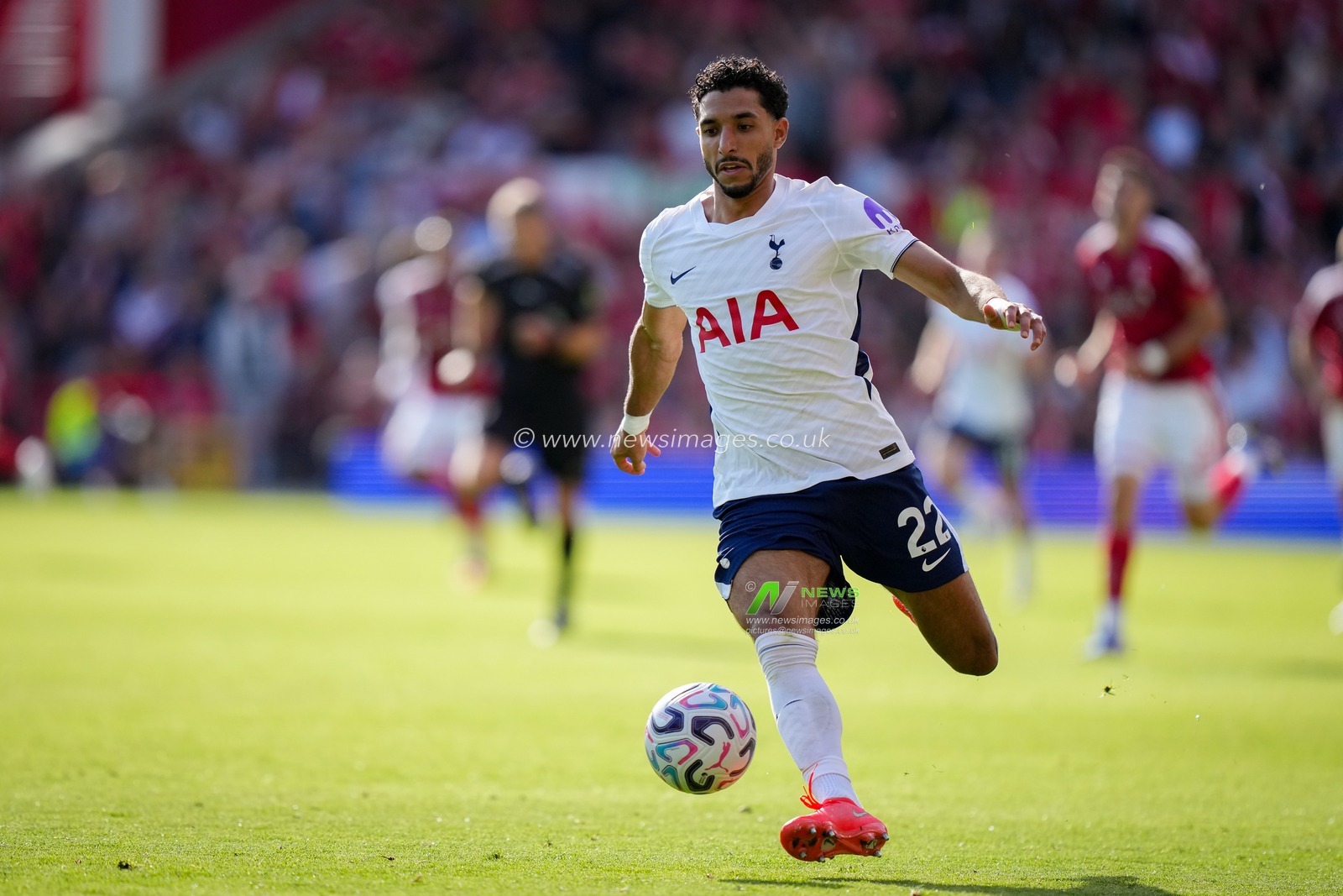 Omar Marmoush of Tottenham Hotspur during the Premier League match Nottingham Forest vs Tottenham Hotspur at City Ground, Nottingham, United Kingdom on 05 September 2026

(Photo by Maynard Manyowa/News Images)
