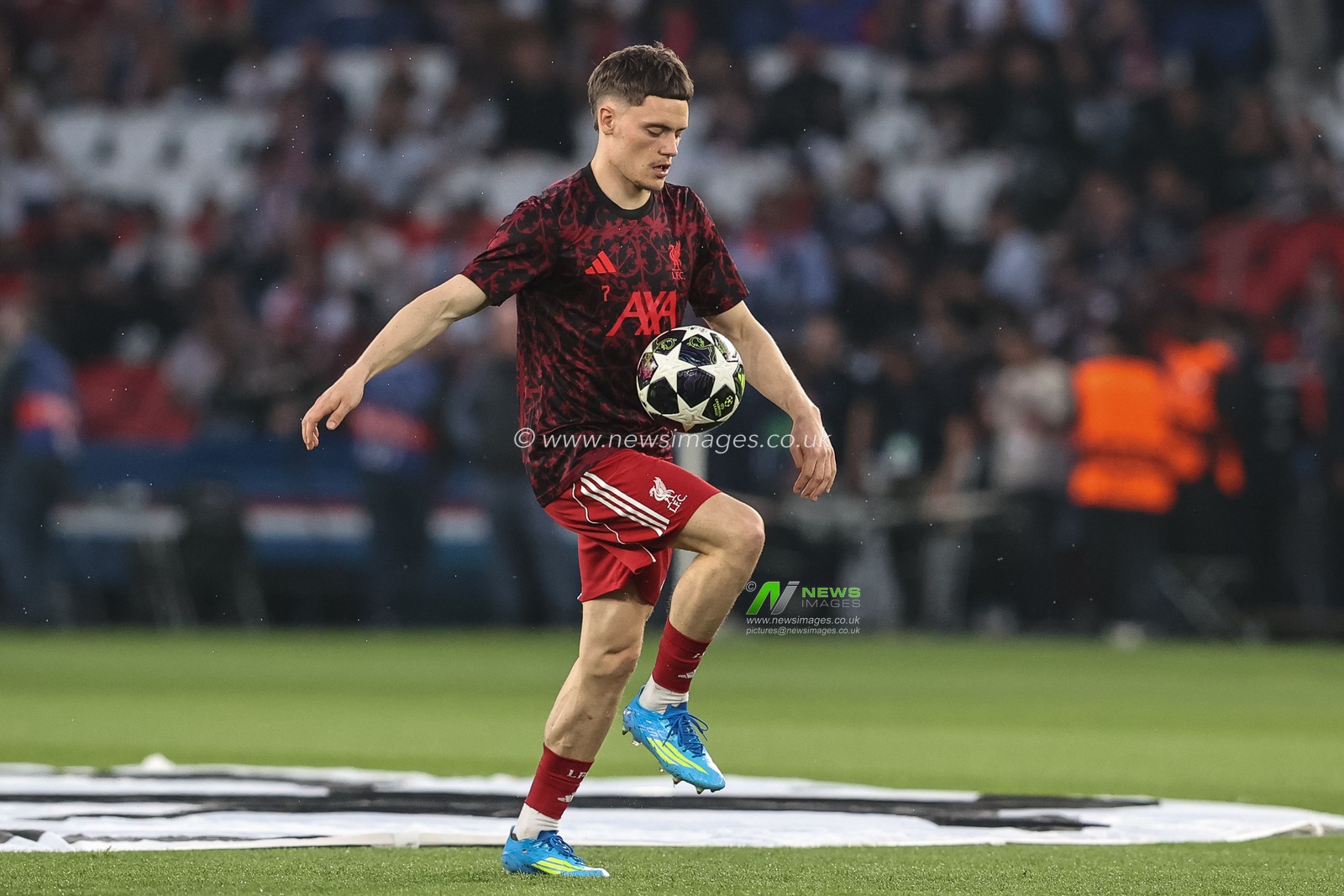 Florian Wirtz of Liverpool in the pregame warmup session during the UEFA Champions League Quarter Finals match Paris Saint-Germain vs Liverpool at Parc des Princes, Paris, France on 08 April 2026

(Photo by Alfie Cosgrove/News Images)