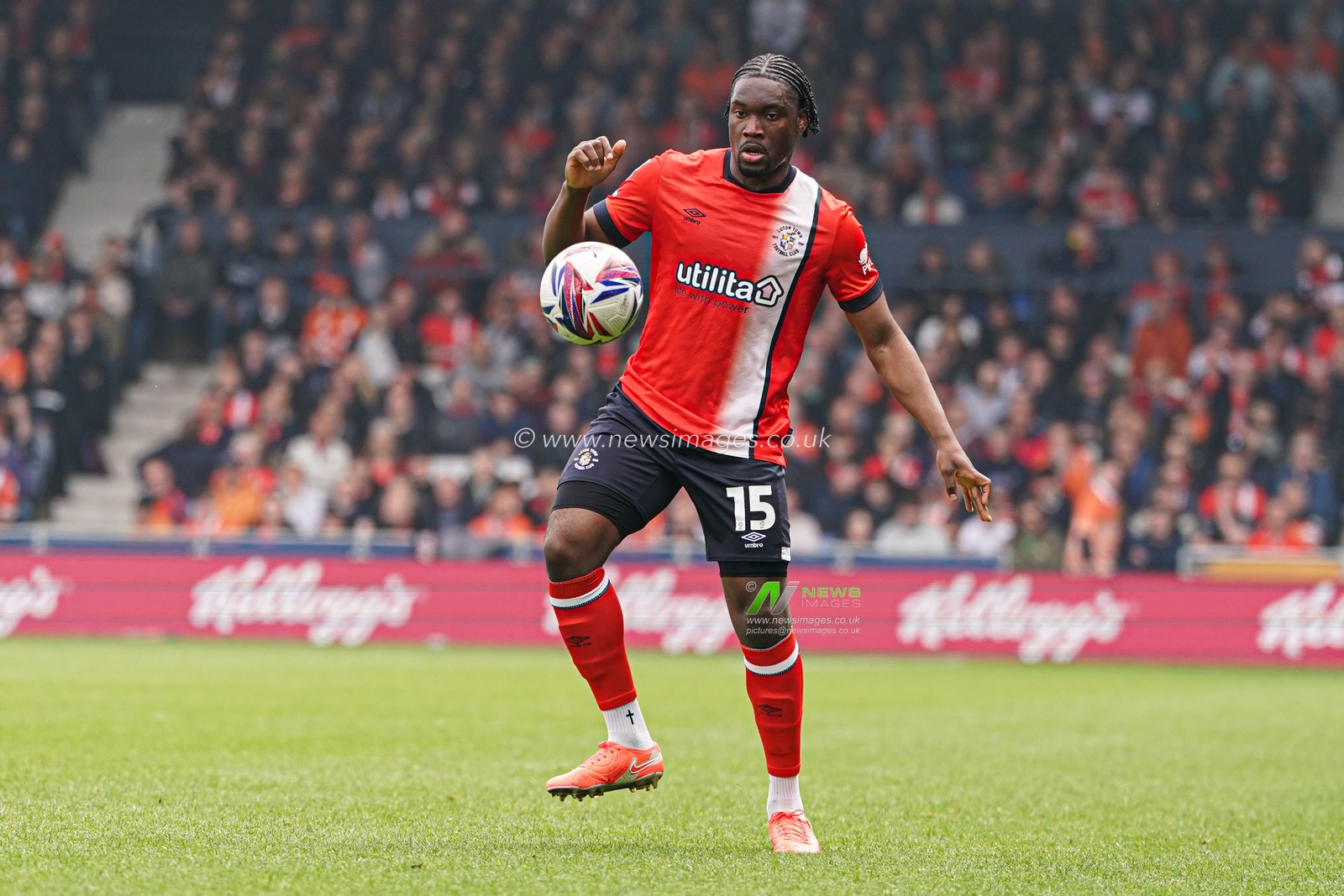 Teden Mengi of Luton Town during the Sky Bet Championship match Luton Town vs Coventry City at Kenilworth Road, Luton, United Kingdom, 26th April 2025

(Photo by Harvey Murphy/News Images)