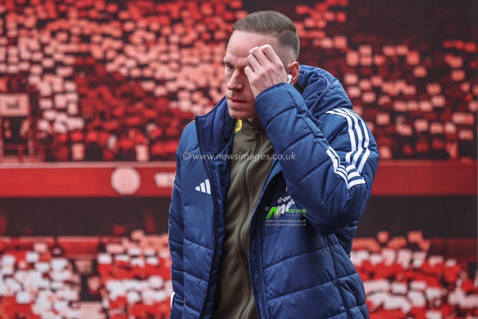 Matz Sels of Nottingham Forest arrives during the Premier League match Nottingham Forest vs Tottenham Hotspur at City Ground, Nottingham, United Kingdom, 26th December 2024

(Photo by Alfie Cosgrove/News Images)