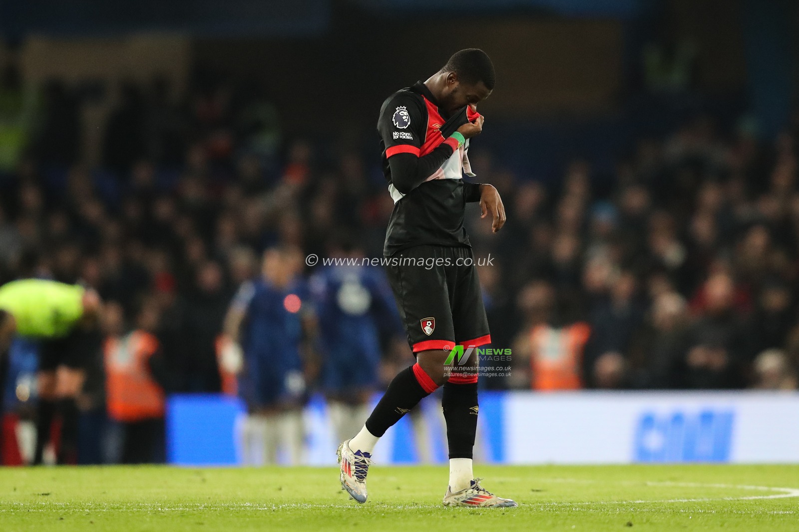 Dango Ouattara of Bournemouth reacts to his side conceding a goal to make it 1-0 during the Premier League match Chelsea vs Bournemouth at Stamford Bridge, London, United Kingdom, 14th January 2025

(Photo by Gareth Evans/News Images)