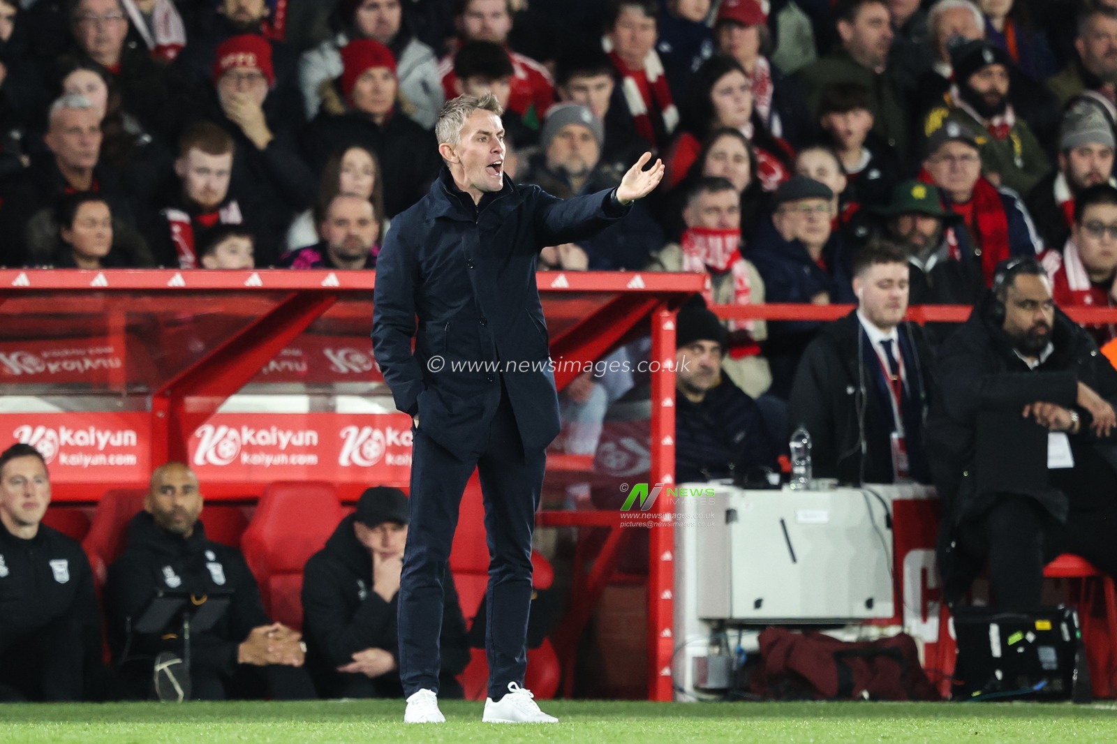 Kieran McKenna Manager of Ipswich Town gives his players instructions during the Emirates FA Cup 5th Round match Nottingham Forest vs Ipswich Town at City Ground, Nottingham, United Kingdom, 3rd March 2025

(Photo by Alfie Cosgrove/News Images)