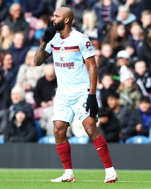 Igor Thiago of Brentford celebrates his goal to make it 0-2 during the Premier League match Burnley vs Brentford at Turf Moor, Burnley, United Kingdom on 28 February 2026

(Photo by Jorge Horsted/News Images)
