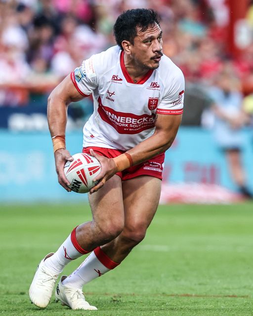 Sauaso Sue of Hull KR breaks with the ball during the Betfred Super League round 15 match Hull KR vs Leigh Leopards at Sewell Group Craven Park, Hull, United Kingdom on 19 June 2026

(Photo by Alfie Cosgrove/News Images)