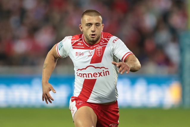 Mikey Lewis of Hull KR chases down the ball during the Betfred Super League Round 24 match Hull KR vs St Helens at Sewell Group Craven Park, Kingston upon Hull, United Kingdom, 29th August 2025

(Photo by Mark Cosgrove/News Images)