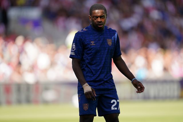 Noah Sadiki of Sunderland during the Premier League match Brentford vs Sunderland at GTECH Community Stadium, London, United Kingdom on 05 September 2026

(Photo by Harvey Murphy/News Images)