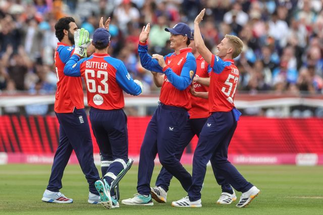 Tom Banton of England celebrates catching out Sanju Samson of India during the First Vitality T20 International match England vs India at Banks Homes Riverside Stadium, Chester-le-street, United Kingdom on 01 July 2026

(Photo by Mark Cosgrove/News Images)