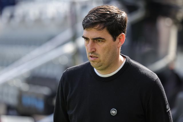 Andoni Iraola manager of Bournemouth arrives during the Premier League match Newcastle Untied vs Bournemouth at St. James's Park, Newcastle, United Kingdom on 18 April 2026

(Photo by Mark Cosgrove/News Images)