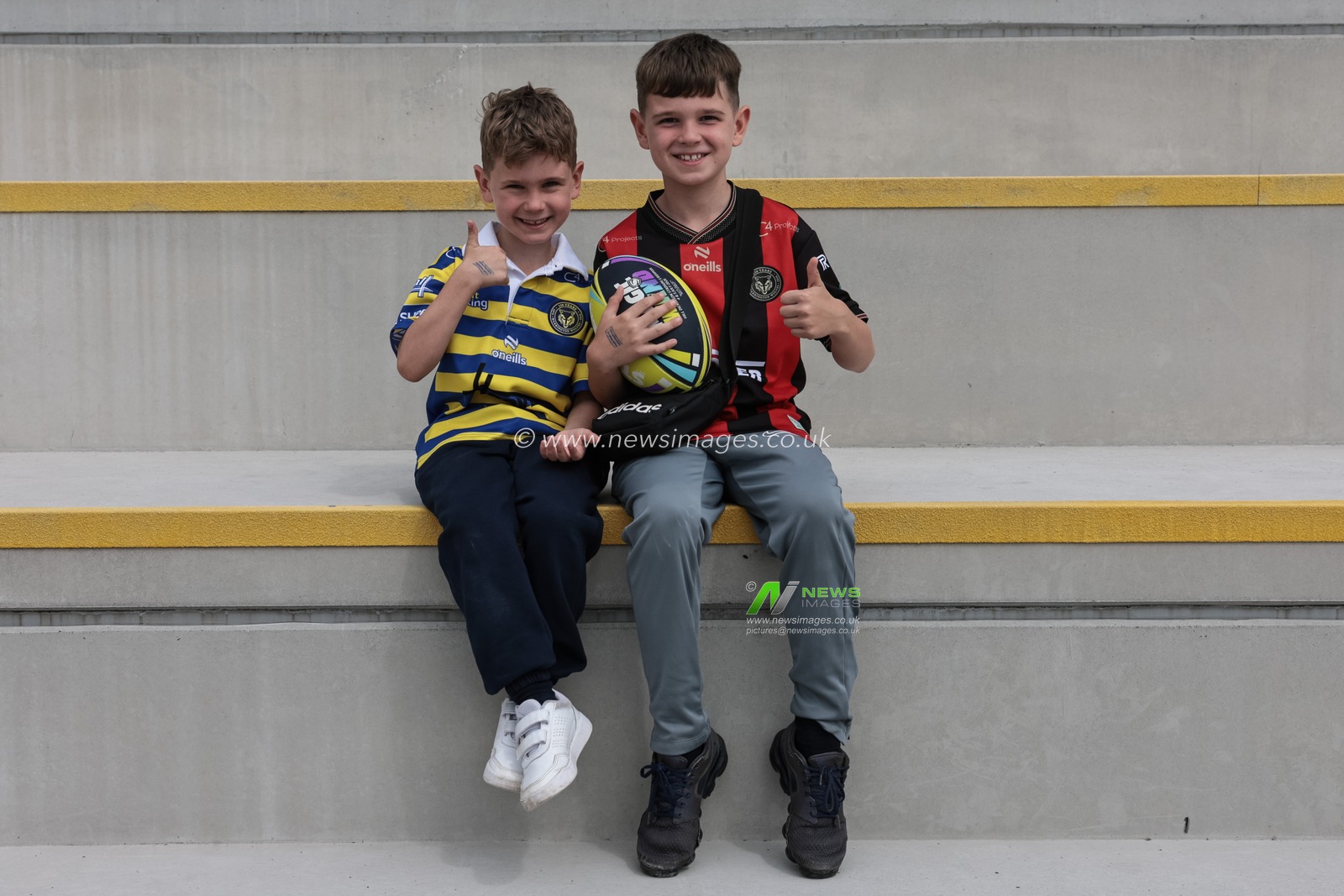Warrington Wolves fans wait for their team arrival during the Betfred Super League Magic Weekend match Leigh Leopards vs Warrington Wolves at Hill Dickinson Stadium, Liverpool, United Kingdom on 04 July 2026

(Photo by Mark Cosgrove/News Images)