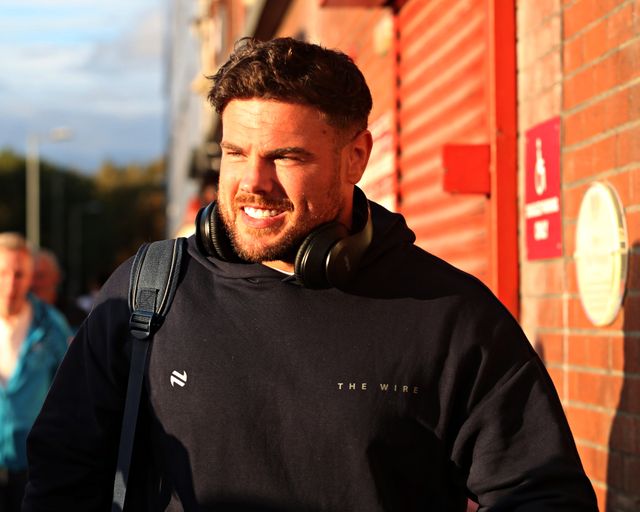 Joe Philbin of Warrington Wolves arrives before the Betfred Super League round 27 match Hull KR vs Warrington Wolves at Sewell Group Craven Park, Kingston upon Hull, United Kingdom, 18th September 2025

(Photo by Sam Eaden/News Images)