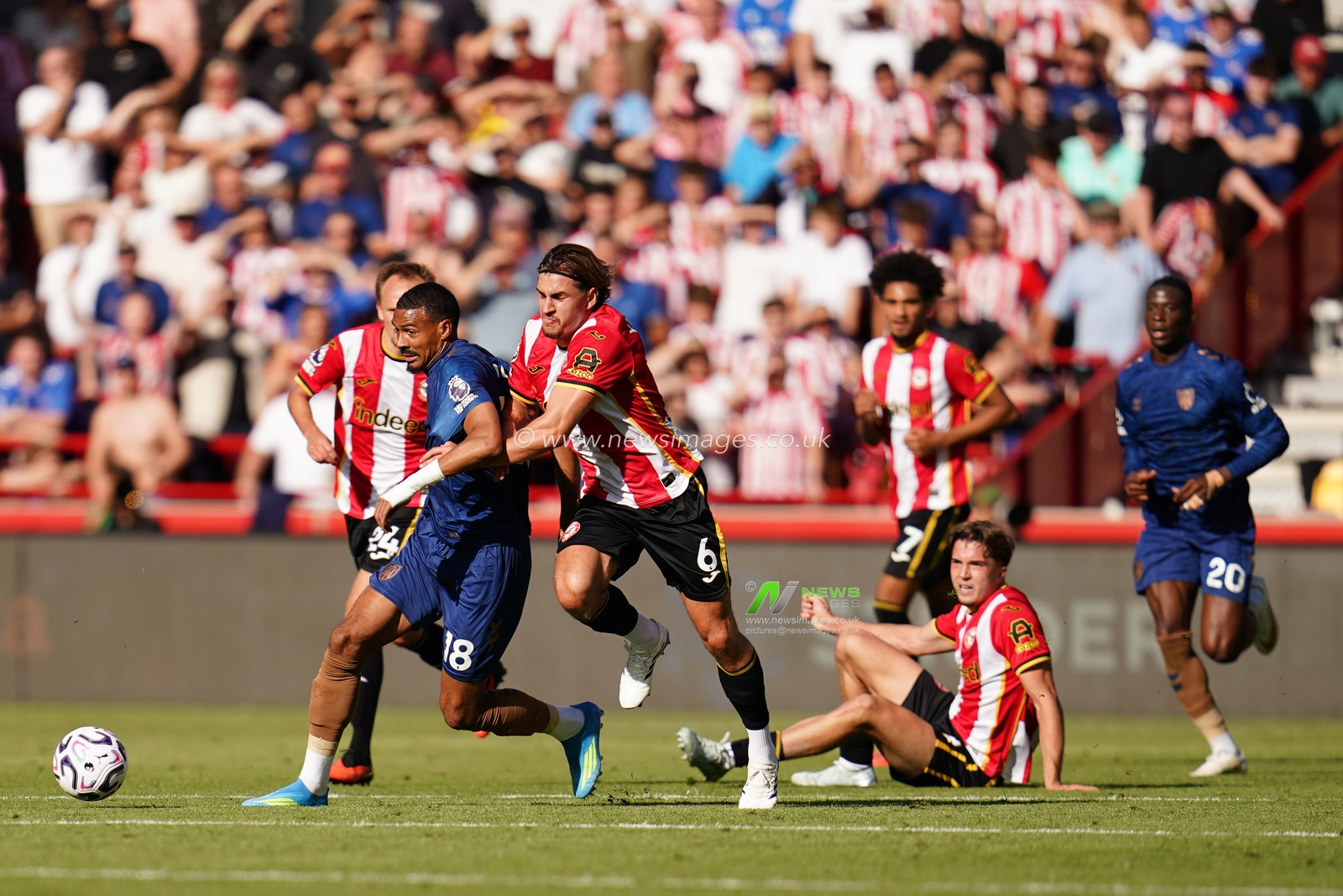 during the Premier League match Brentford vs Sunderland at GTECH Community Stadium, London, United Kingdom on 05 September 2026

(Photo by Harvey Murphy/News Images)