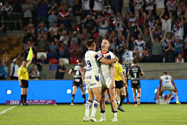 Jake Trueman of Wakefield Trinity and Oliver Pratt of Wakefield Trinity celebrate after the Betfred Super League round 15 match Wakefield Trinity vs Wigan Warriors at DIY Kitchens Stadium, Wakefield, United Kingdom, 20th June 2025

(Photo by Sam Eaden/News Images)
