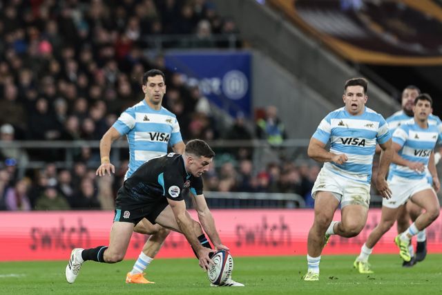 George ford of England collects the ball during the Quilter Nations Series 2025 match England vs Argentina at Allianz Stadium, Twickenham, United Kingdom, 23rd November 2025

(Photo by Mark Cosgrove/News Images)

*** GER AUT SUI OUT ***