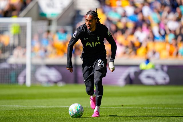 Djed Spence of Tottenham Hotspur makes a run with the ball  during the Premier League match Wolverhampton Wanderers vs Tottenham Hotspur at Molineux, Wolverhampton, United Kingdom on 25 April 2026

(Photo by Maynard Manyowa/News Images)