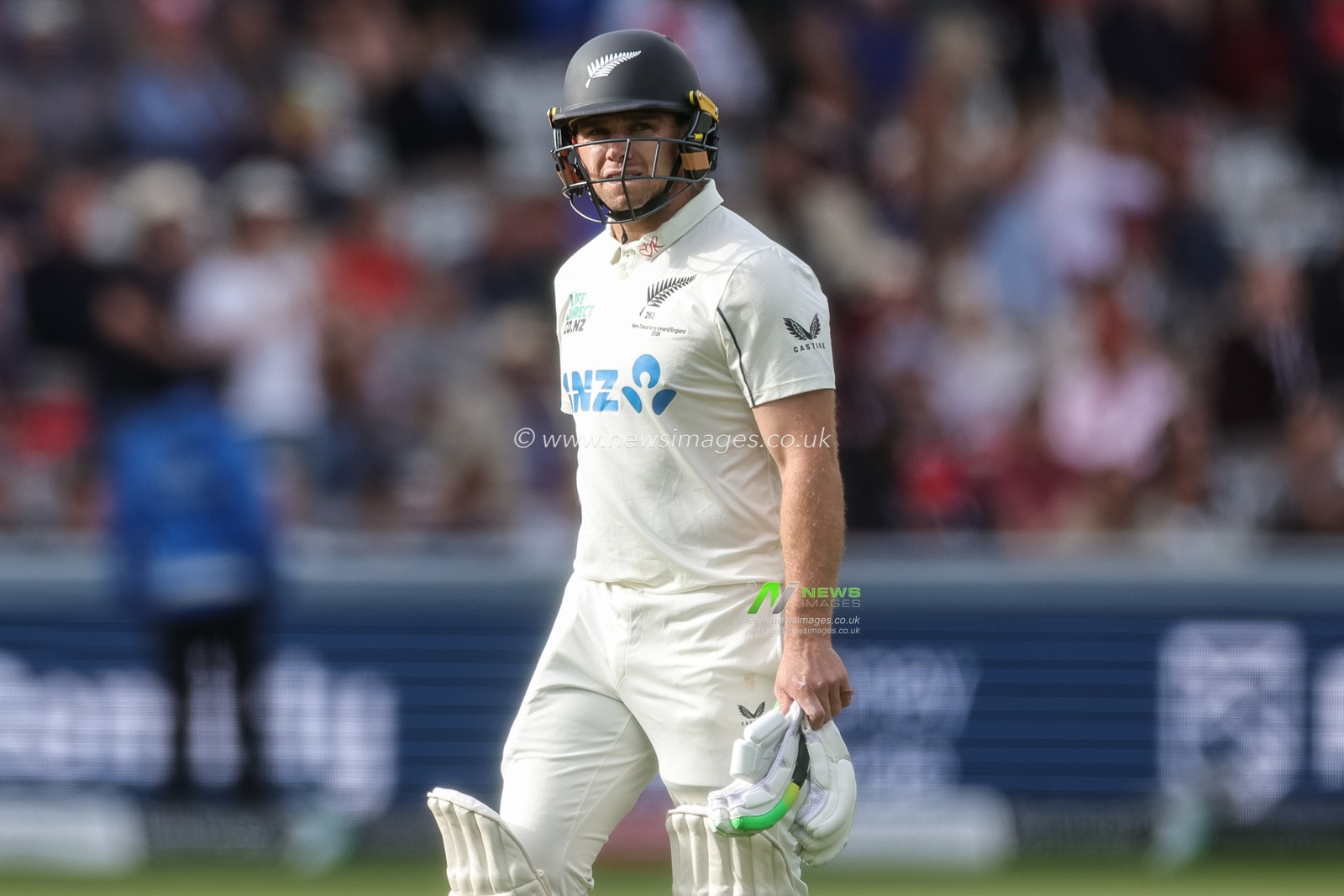 New Zealand captain Tom Latham leaves the field of play after being dismissed during the 1st Rothesay Test Match Day 2 match England vs New Zealand at Lords, London, United Kingdom on 05 June 2026

(Photo by Mark Cosgrove/News Images)