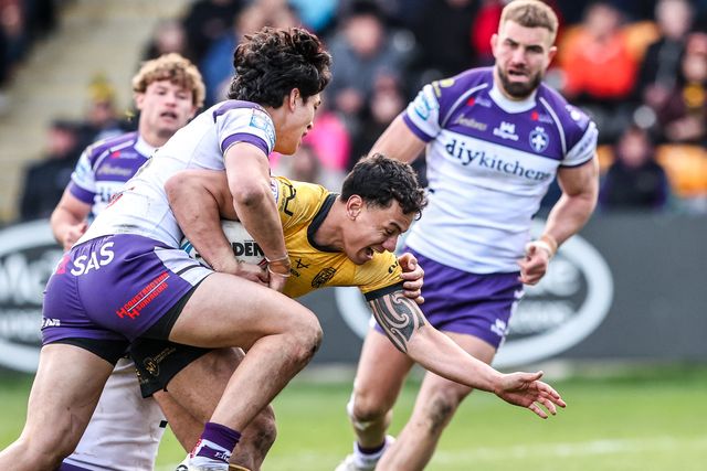 Daejarn Asi of Castleford Tigers is tackled by Isaiah Vagana of Wakefield Trinity during the Betfred Super League round 7 match Castleford Tigers vs Wakefield Trinity at OneBore Stadium, Castleford, Untied Kingdom on 05 April 2026

(Photo by Alfie Cosgrove/News Images)