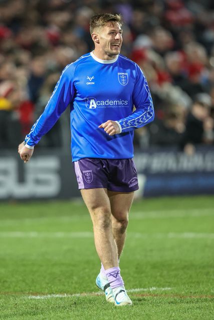 Tom Davies of Hull KR during pre-game warm up during the Betfred Super League Round 2 match Wakefield Trinity vs Hull KR at DIY Kitchens Stadium, Wakefield, United Kingdom, 20th February 2025

(Photo by Alfie Cosgrove/News Images)