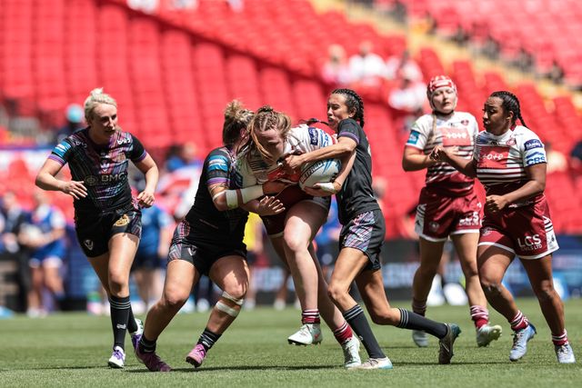 Lucie Sams of Wigan Warriors powers through during the Betfred Women's Challenge Cup Final Wigan Warriors vs St Helens at Wembley Stadium, London, United Kingdom on 30 May 2026

(Photo by Mark Cosgrove/News Images)