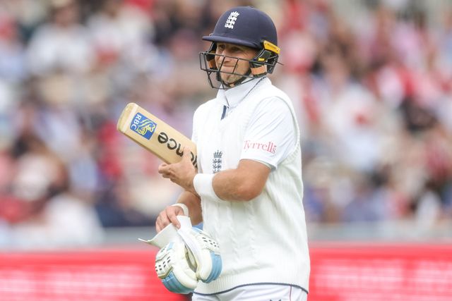 Joe Root of England leaves the field of play after being dismissed after he’s bowled LBW by Nathan Smith of New Zealand during the 1st Rothesay Test Match Day 2 match England vs New Zealand at Lords, London, United Kingdom on 05 June 2026

(Photo by Mark Cosgrove/News Images)