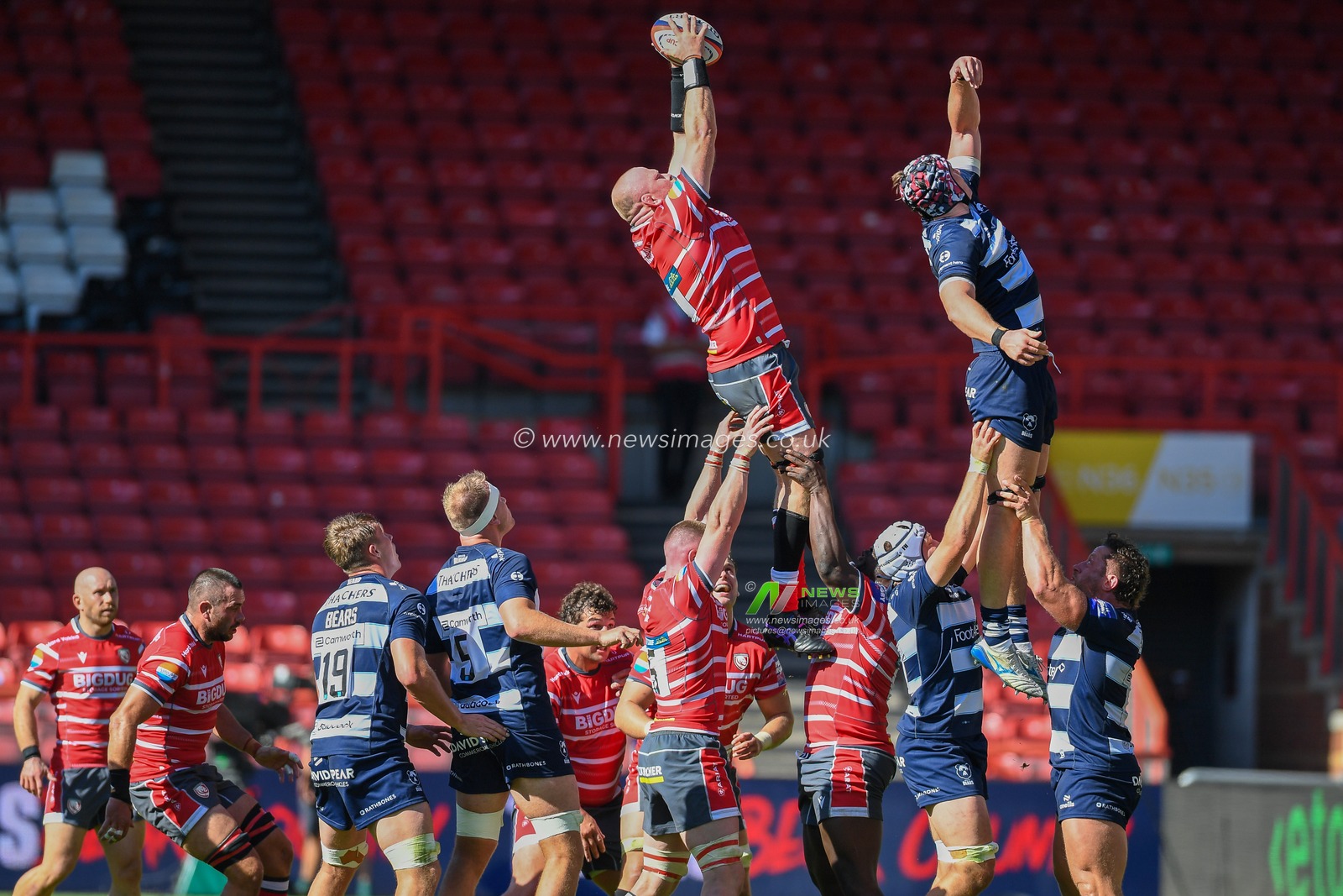Joe Joyce of Gloucester Rugby wins the ball at a line out during the Prem Rugby Cup match Bristol Bears vs Gloucester at Ashton Gate, Bristol, United Kingdom on 05 September 2026

(Photo by Alex Williamson/News Images)