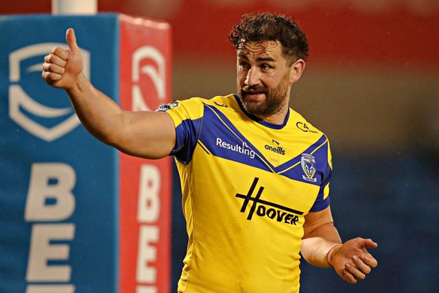 Toby King of Warrington Wolves celebrates after the Betfred Super League round 17 match Salford Red Devils vs Warrington Wolves at Salford Community Stadium, Eccles, United Kingdom, 4th July 2025

(Photo by Sam Eaden/News Images)