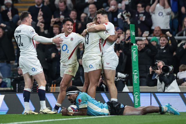 Henry Arundell of England celebrates his try during the Quilter Nations Series 2025 match England vs Fiji at Allianz Stadium, Twickenham, United Kingdom, 8th November 2025

(Photo by Mark Cosgrove/News Images)

*** GER AUT SUI OUT ***