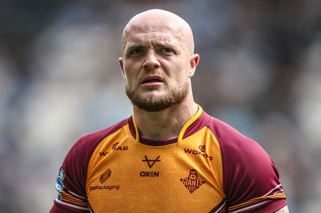 Adam Swift of Huddersfield Giants during the Betfred Super League round 20 match Hull FC vs Huddersfield Giants at MKM Stadium, Hull, United Kingdom, 26th July 2025

(Photo by Alfie Cosgrove/News Images)