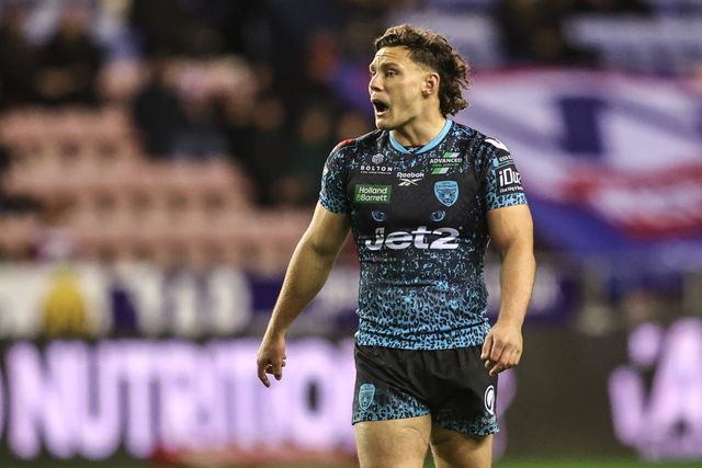 Lachlan Lam of Leigh Leopards during the Betfred Super League Semi Final 1 match Wigan Warriors vs Leigh Leopards at The Brick Community Stadium, Wigan, United Kingdom, 3rd October 2025

(Photo by Alfie Cosgrove/News Images)