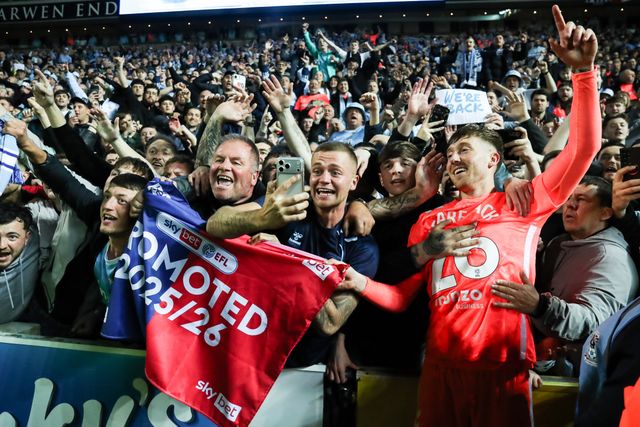 Liam Kitching of Coventry City celebrates promotion back to the Premier League after the Sky Bet Championship match Blackburn Rovers vs Coventry City at Ewood Park, Blackburn, United Kingdom on 17 April 2026

(Photo by Jorge Horsted/News Images)