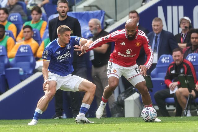Bryan Mbeumo of Manchester United in action during the Premier League match Everton vs Manchester United at Hill Dickinson Stadium, Liverpool, United Kingdom on 06 September 2026

(Photo by Mark Cosgrove/News Images)