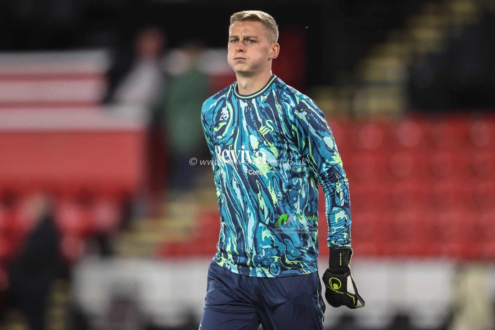 Nathan Broome of Swansea City in the pregame warmup session during the Sky Bet Championship match Sheffield United vs Swansea City at Bramall Lane, Sheffield, United Kingdom, 2nd October 2024

(Photo by Alfie Cosgrove/News Images)