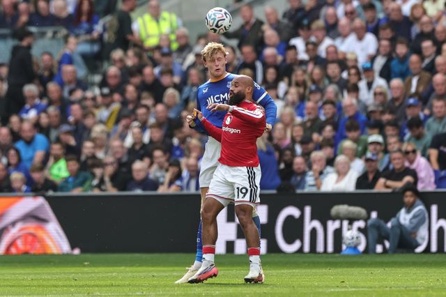 Bryan Mbeumo of Manchester United and Michael Keane of Everton battle for the ball during the Premier League match Everton vs Manchester United at Hill Dickinson Stadium, Liverpool, United Kingdom on 06 September 2026

(Photo by Mark Cosgrove/News Images)