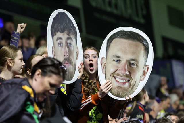 Warrington fans with Matty Ashton of Warrington Wolves and Ben Currie of Warrington Wolves face banners during the Betfred Super League round 9 match Warrington Wolves vs Wigan Warriors at The Halliwell Jones Stadium, Warrington, United Kingdom on 24 April 2026

(Photo by Mark Cosgrove/News Images)