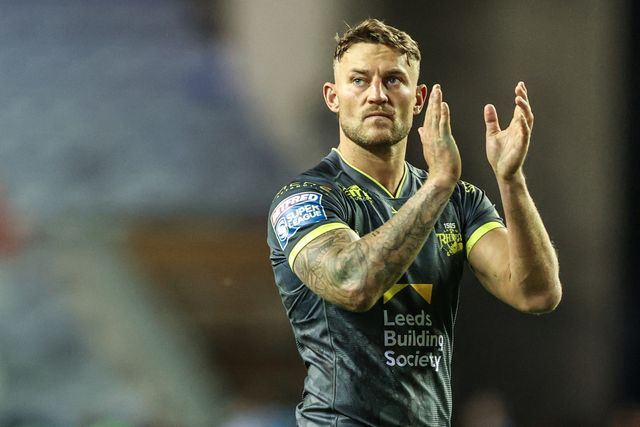 Chris Hankinson of Leeds Rhinos applauds the fans after the game during the Betfred Super League round 11 match Wigan Warriors vs Leeds Rhinos at The Brick Community Stadium, Wigan, United Kingdom on 15 May 2026

(Photo by Alfie Cosgrove/News Images)