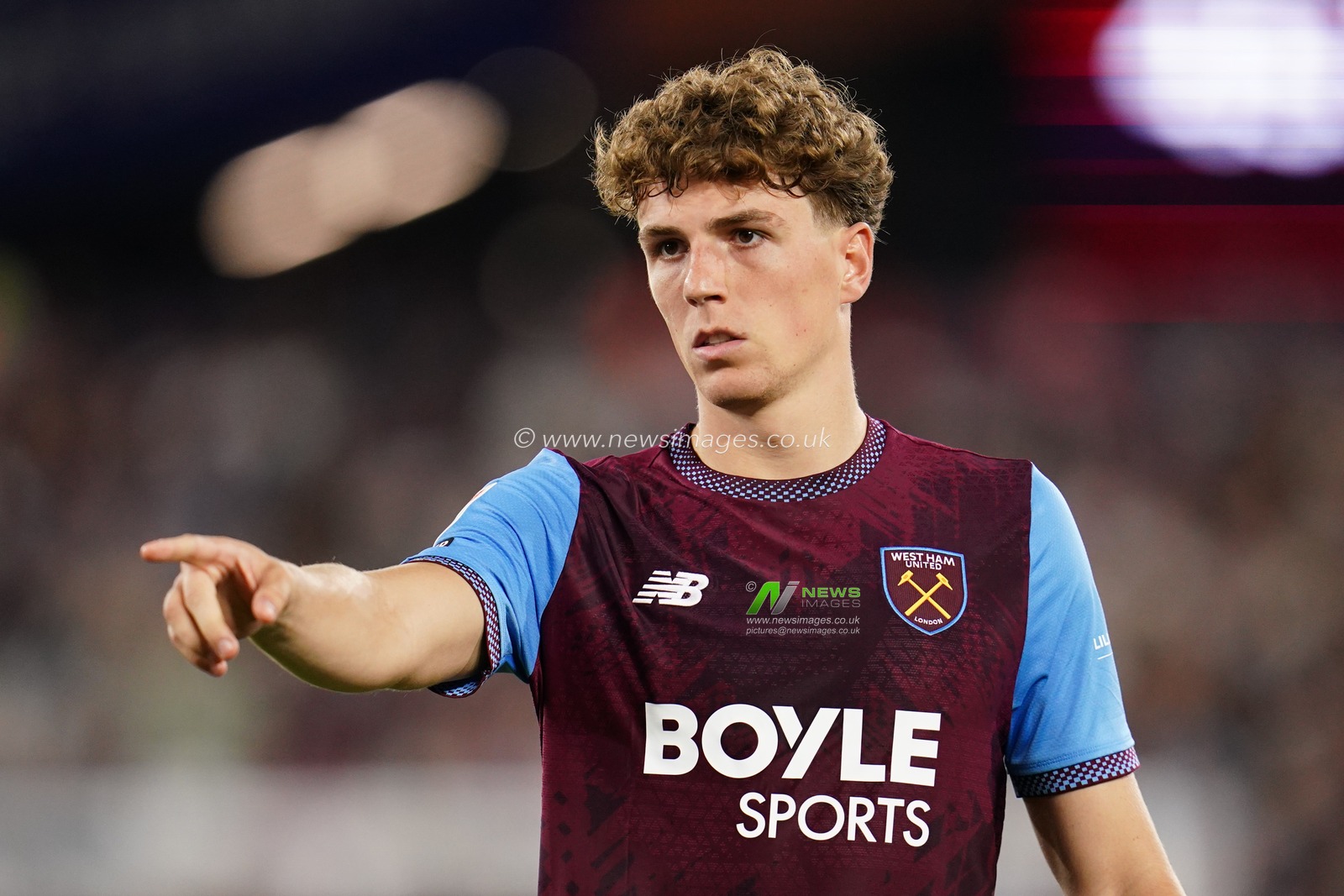 Arne Engels of West Ham United during the Sky Bet Championship match West Ham United vs Wolverhampton Wanderers at London Stadium, London, United Kingdom on 01 September 2026

(Photo by Harvey Murphy/News Images)