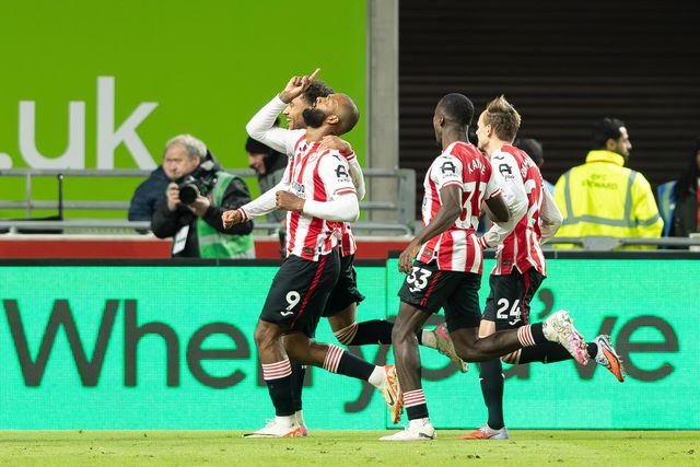 Igor Thiago of Brentford scores a penalty and celebrates, 3-1, during the Premier League match Brentford vs Liverpool at The Gtech Community Stadium, London, United Kingdom, 25th October 2025

(Photo by Ian Stephen/News Images)