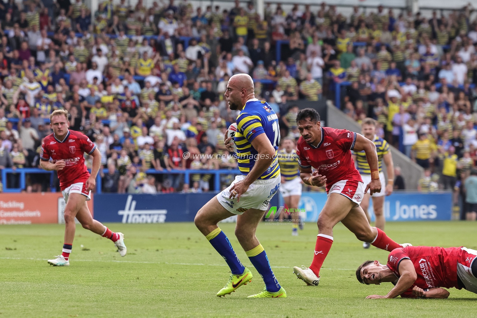 James Harrison of Warrington Wolves goes over for a try during the Betfred Super League round 19 match Warrington Wolves vs Hull KR at The Halliwell Jones Stadium, Warrington, United Kingdom on 18 July 2026

(Photo by Mark Cosgrove/News Images)