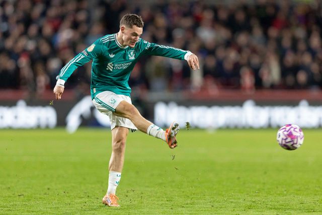 Florian Wirtz of Liverpool shoots at goal during the Premier League match Brentford vs Liverpool at The Gtech Community Stadium, London, United Kingdom, 25th October 2025

(Photo by Ian Stephen/News Images)