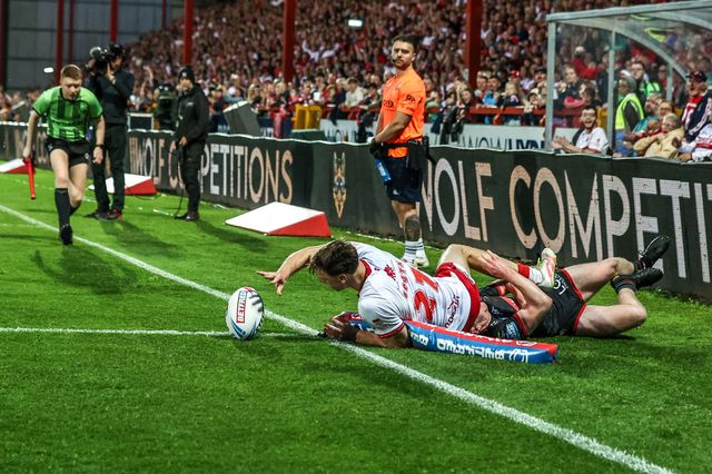 Noah Booth of Hull KR goes over for a try during the Betfred Super League round 12 match Hull KR vs Wigan Warriors at Sewell Group Craven Park, Hull, United Kingdom on 21 May 2026

(Photo by Alfie Cosgrove/News Images)