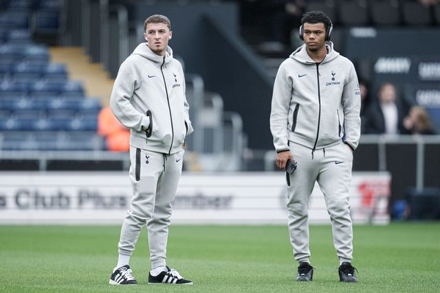 Tottenham Hotspur ahead of the Pre-season friendly match Luton Town vs Tottenham Hotspur at Kenilworth Road, Luton, United Kingdom, 26th July 2025

(Photo by Harvey Murphy/News Images)