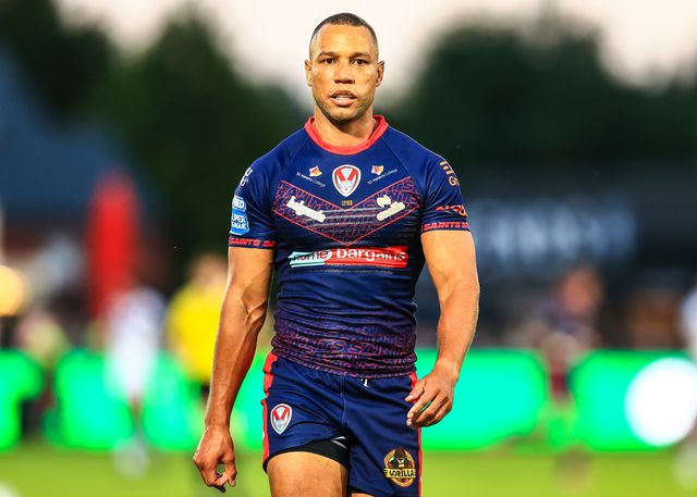 Moses Mbye of St. Helens during the Betfred Super League round 21 match Wakefield Trinity vs St Helens at DIY Kitchens Stadium, Wakefield, United Kingdom, 8th August 2025

(Photo by Richard Bierton/News Images)